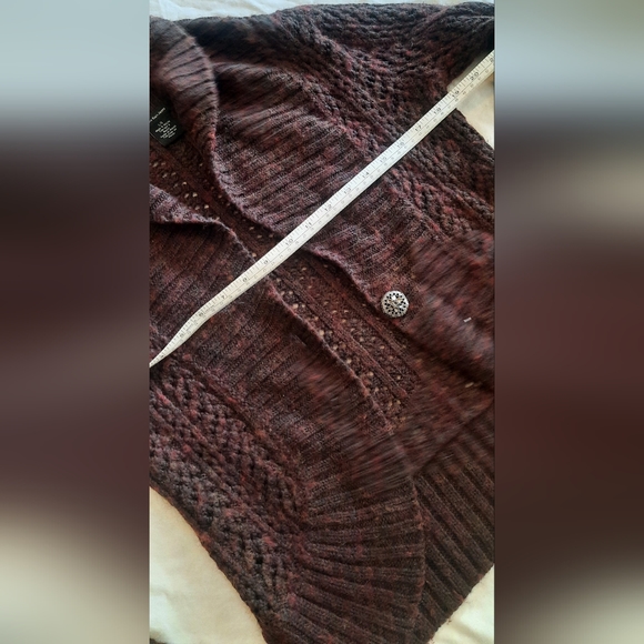 Calvin Klein Wool Sweater/ Cardigan, Brown, Decorative Button, Size Large - Picture 5 of 8